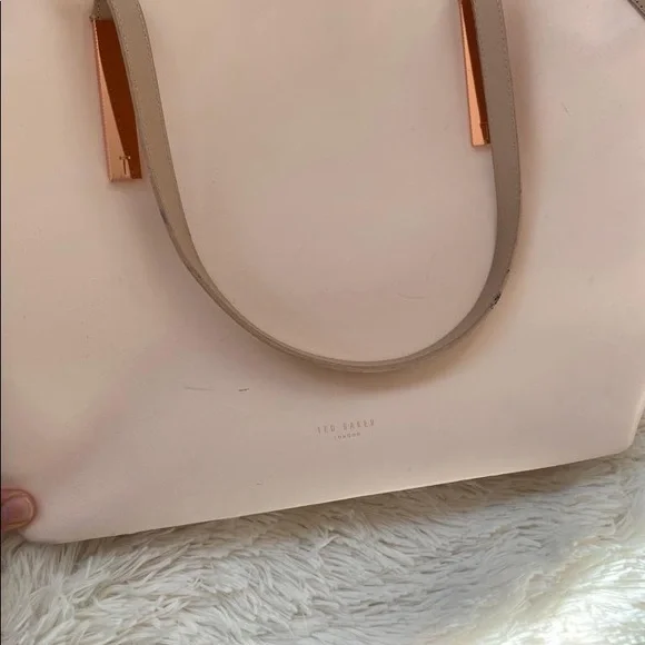 Striking colorblock pink & rose gold Ted Baker bag - Picture 7 of 9